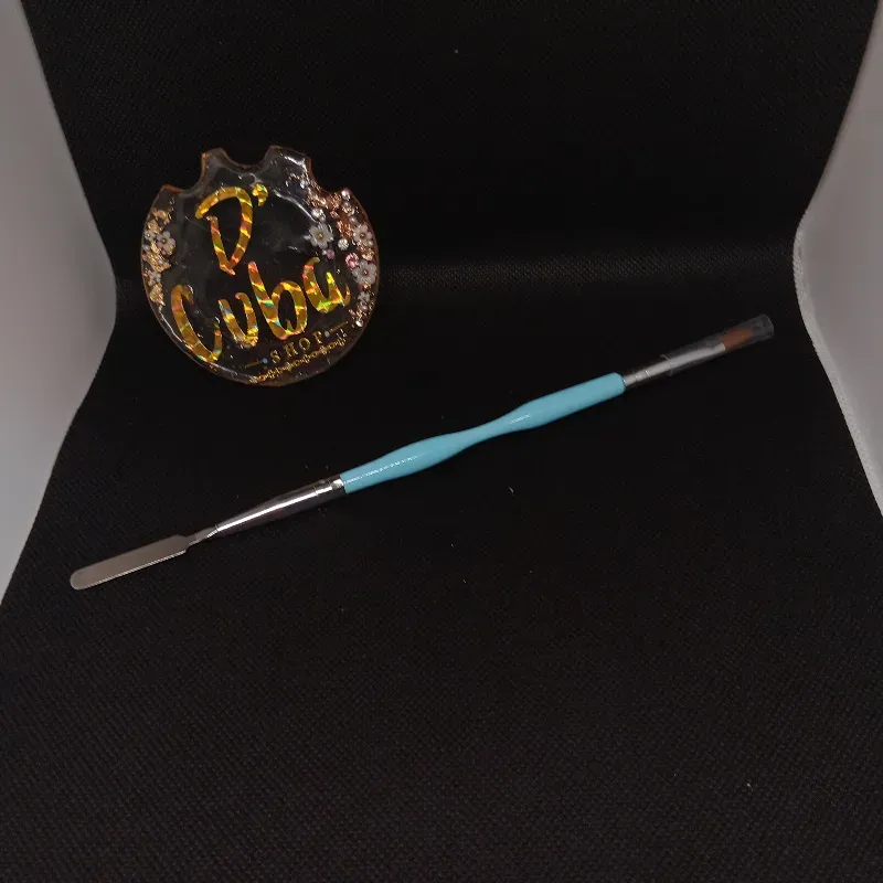 Pinceles con espatulas