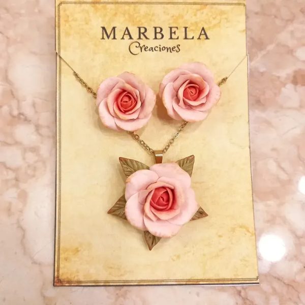 ✨Juego de Rosas Rosadas Vintage con hojas✨