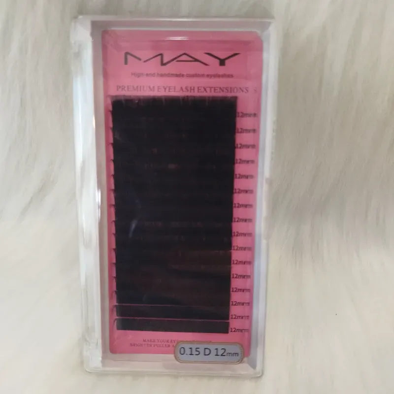 Pestañas pelo a pelo