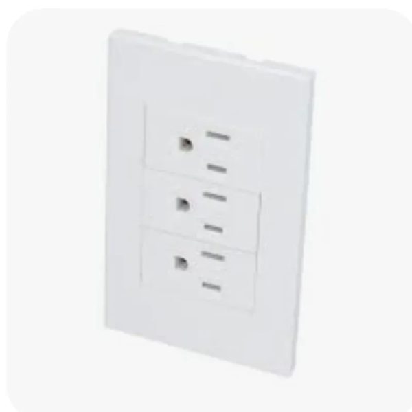 Tomacorriente triple blanco (P628B)