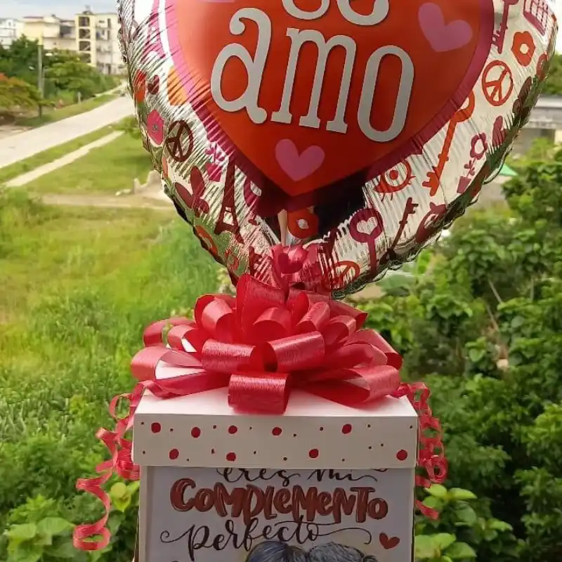 Caja con Globo