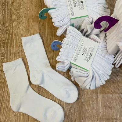 Medias largas de algodón