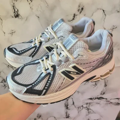 New balance 1906R ORIGINALES