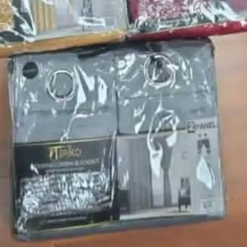 Cortina tapasol  con borlas [ gris claro ]