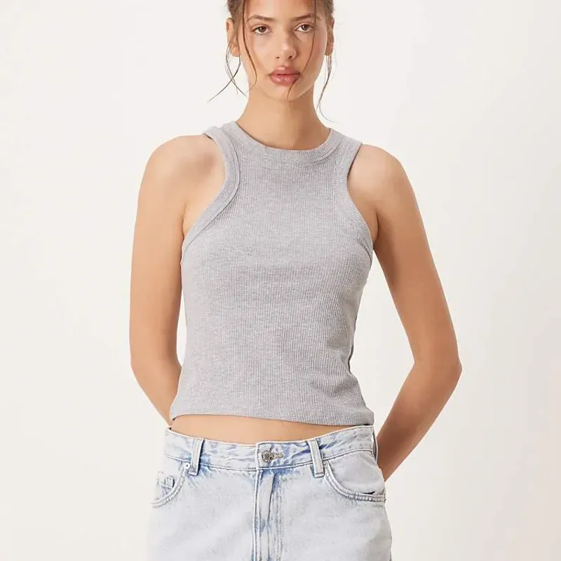 Camiseta gris Asos