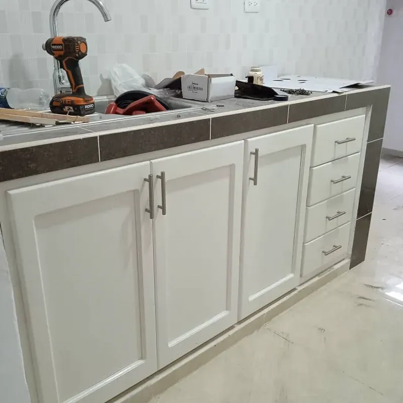 Puertas de bajo de meseta