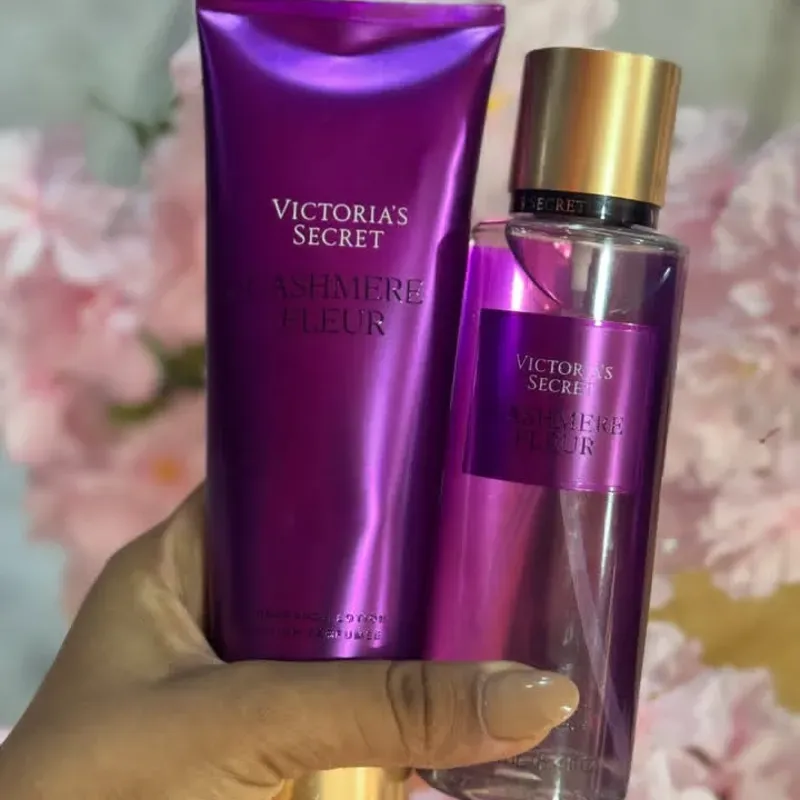 Victoria’s  Cashmere Fleur