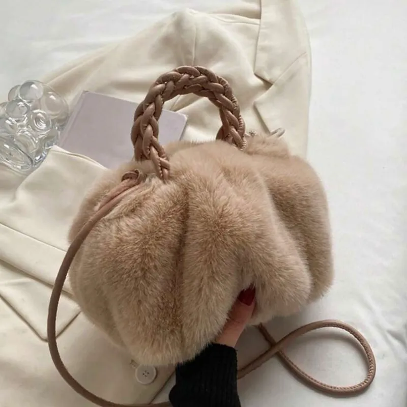 Bolso de Peluche ( beige)