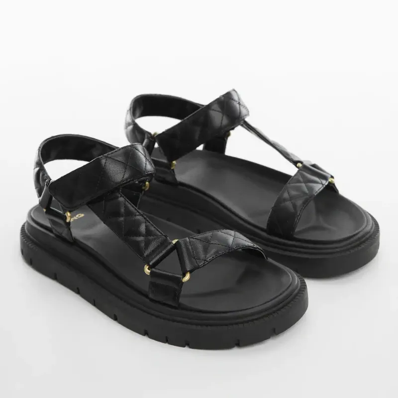 Sandalias negras MANGO