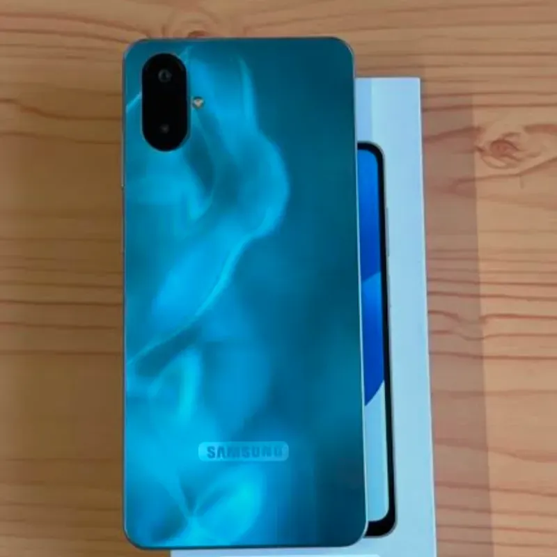 Samsung Galaxy F06 5g ( 4 ram y 128 GB)