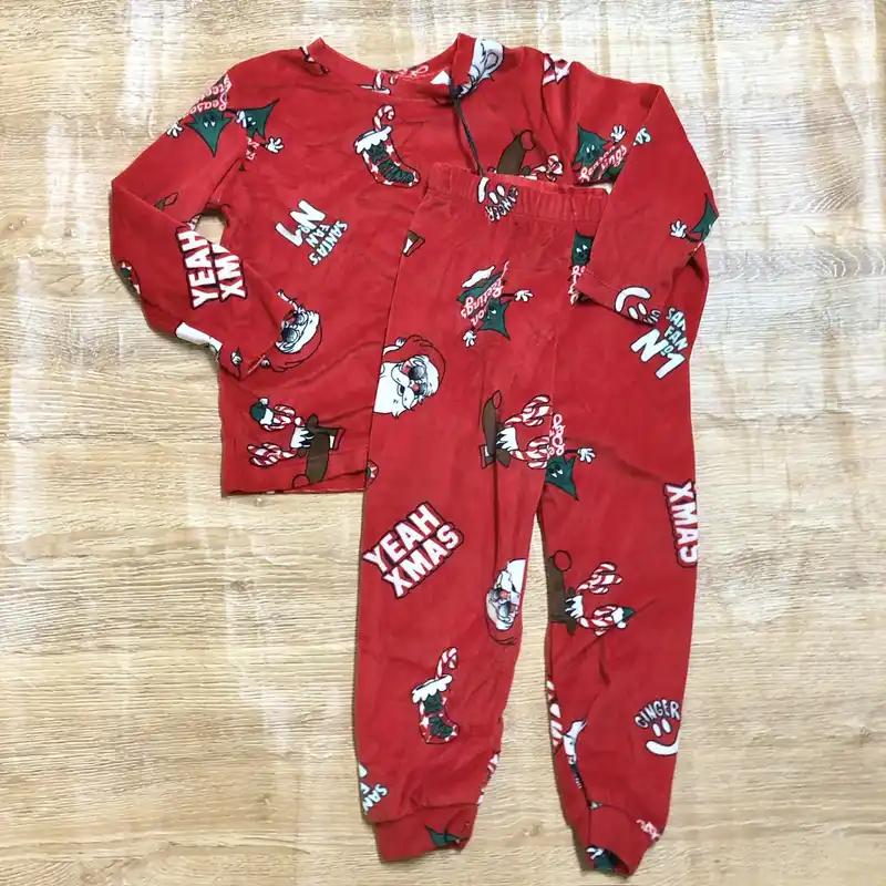 Conjunto rojo “Yeah Xmas”