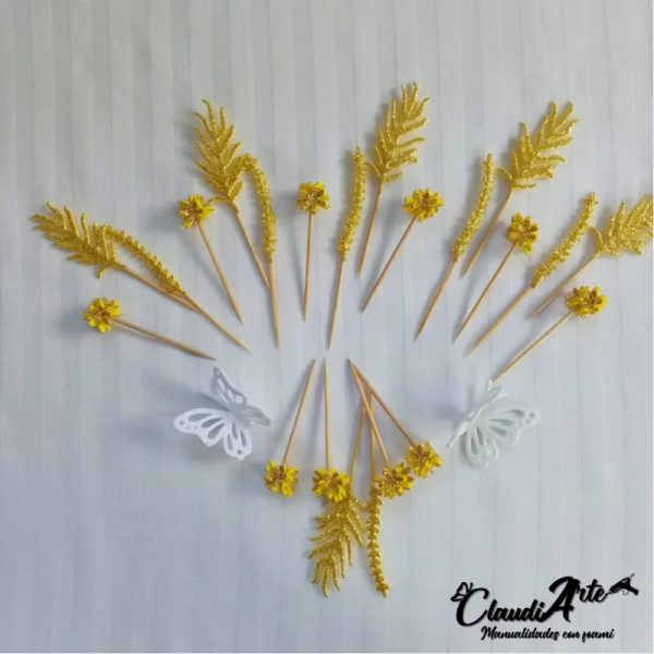 Cake topper