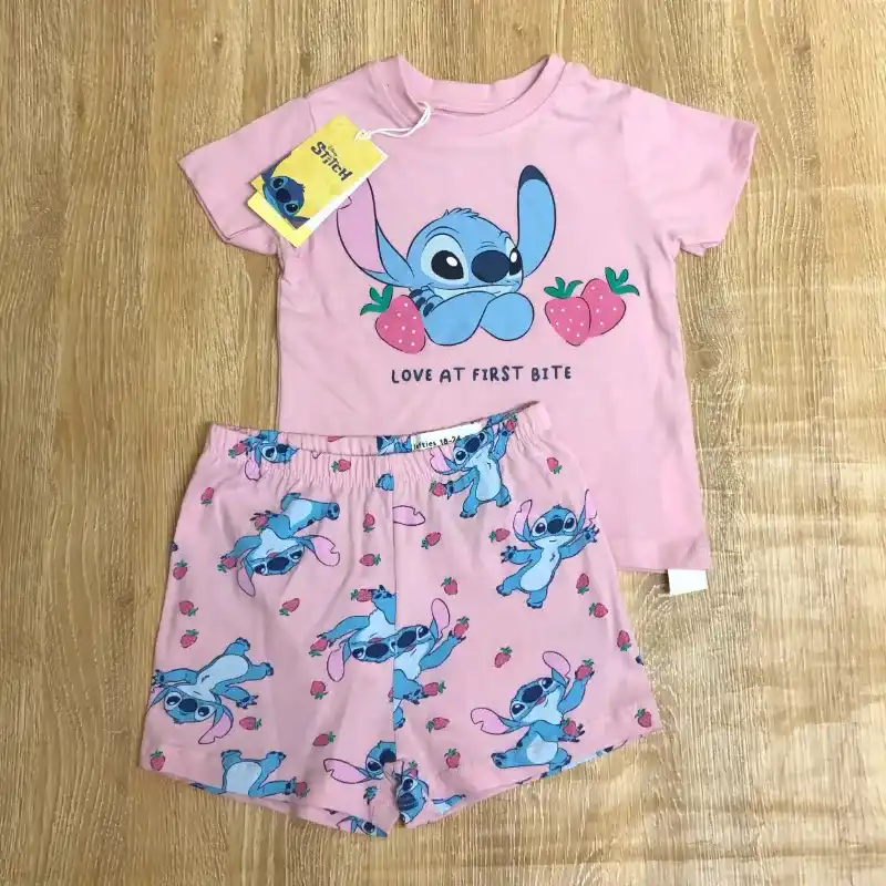 Conjunto de Stitch color rosado