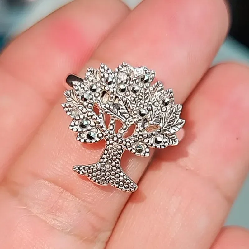 Anillo de plata 925 y Marquesitas