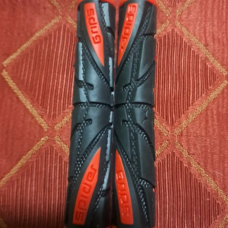 CUBRE MANIJAS  GRIPS (PROTECTOR)