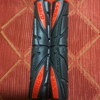CUBRE MANIJAS  GRIPS (PROTECTOR)