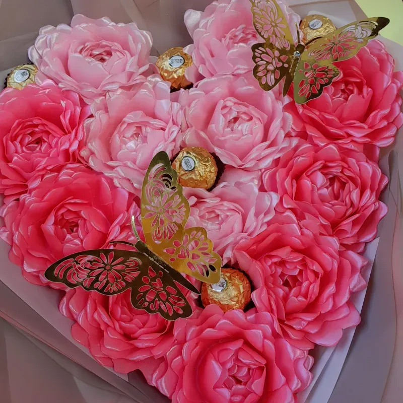 Ramo corazón ferrero