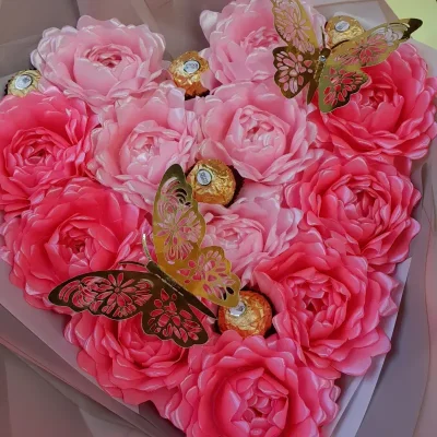 Ramo corazón ferrero