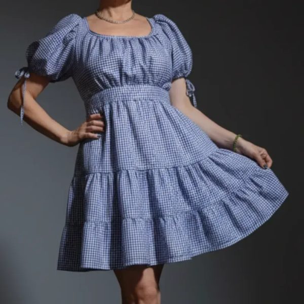 Vestido de guinga con mangas globo