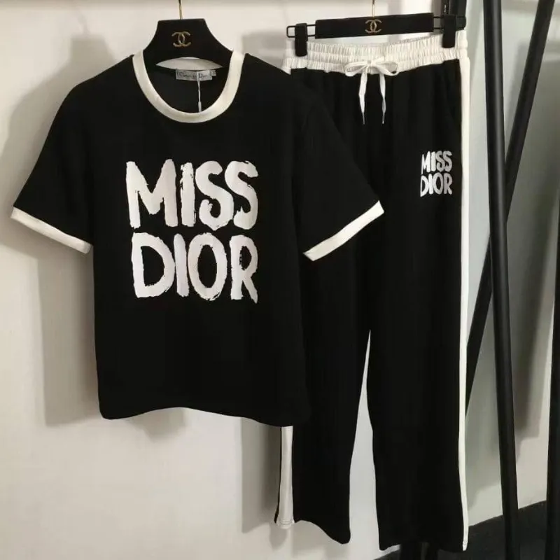 Conjunto de Miss Dior
