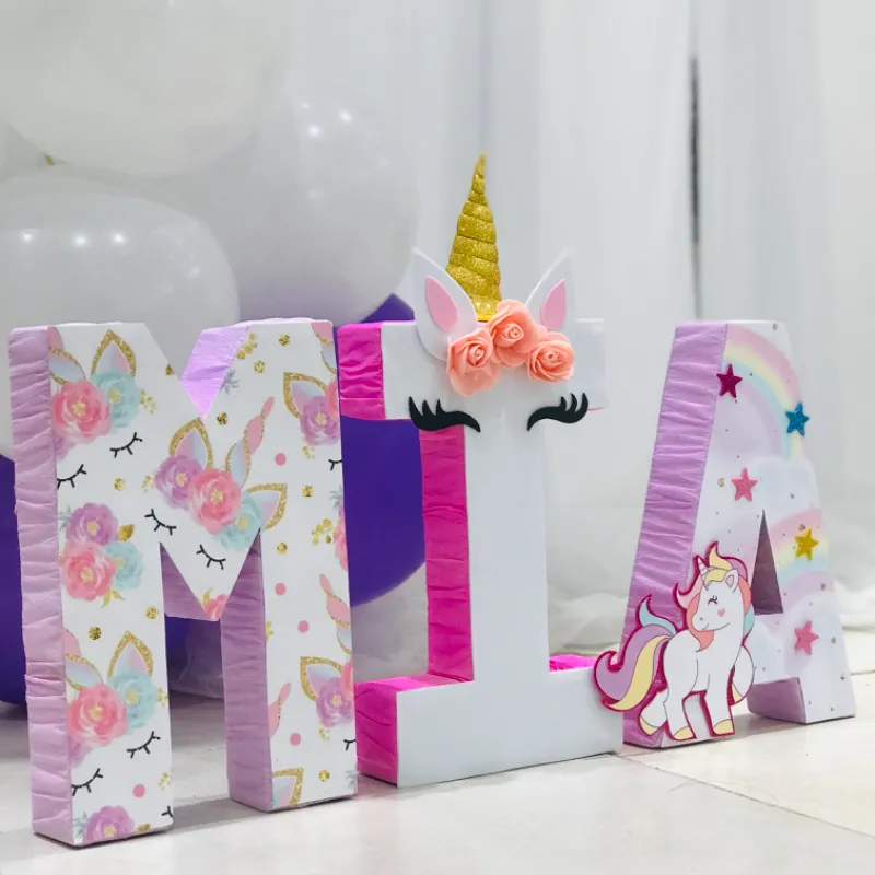 Nombre personalizado 3 letras