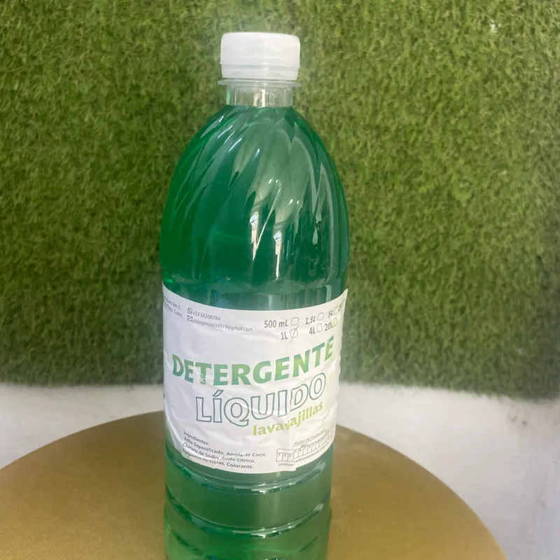 Detergente líquido