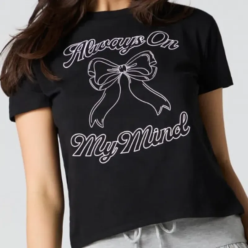 Pulover negro corto bow design