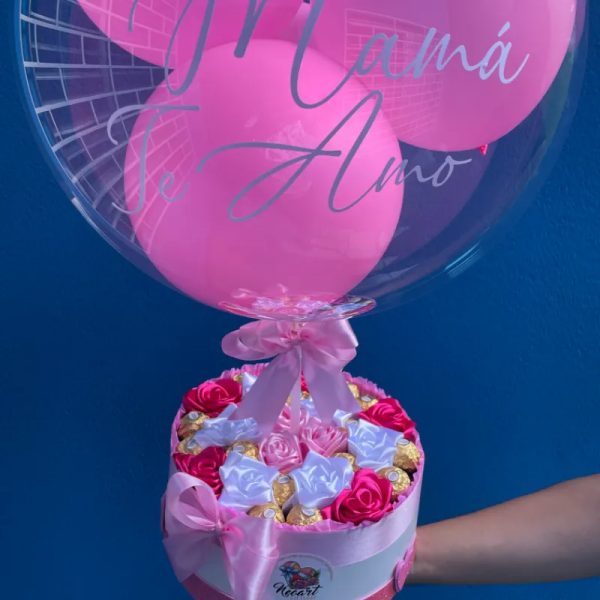 Cesta delicada de rosas