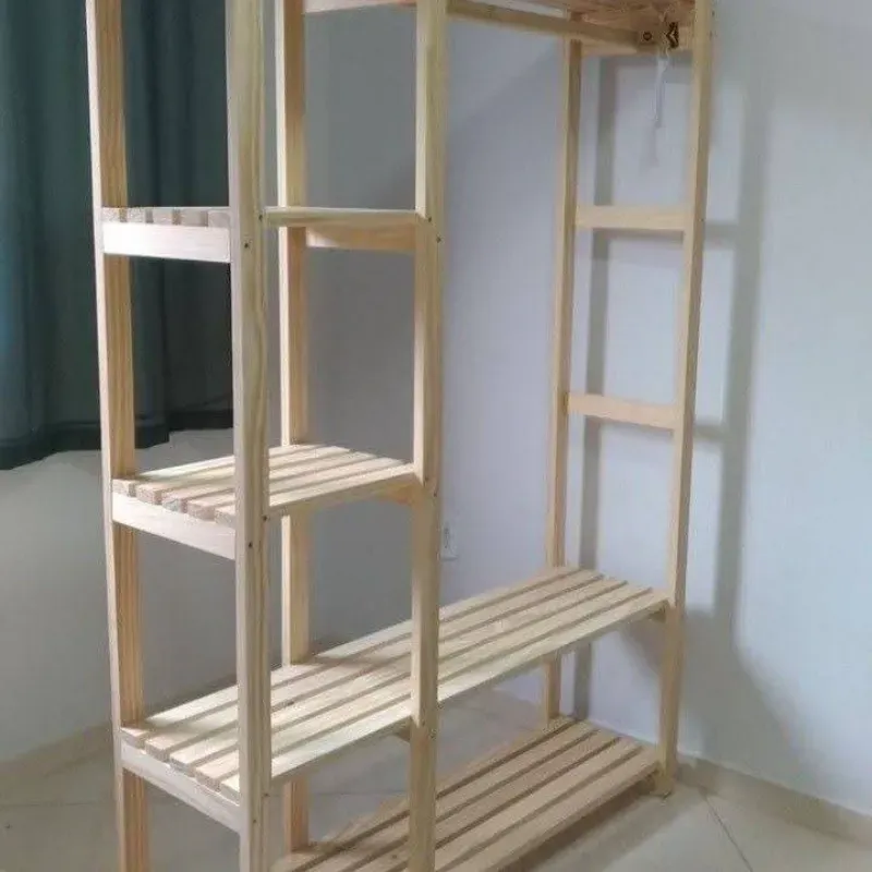 Closet de madera estilo rústico