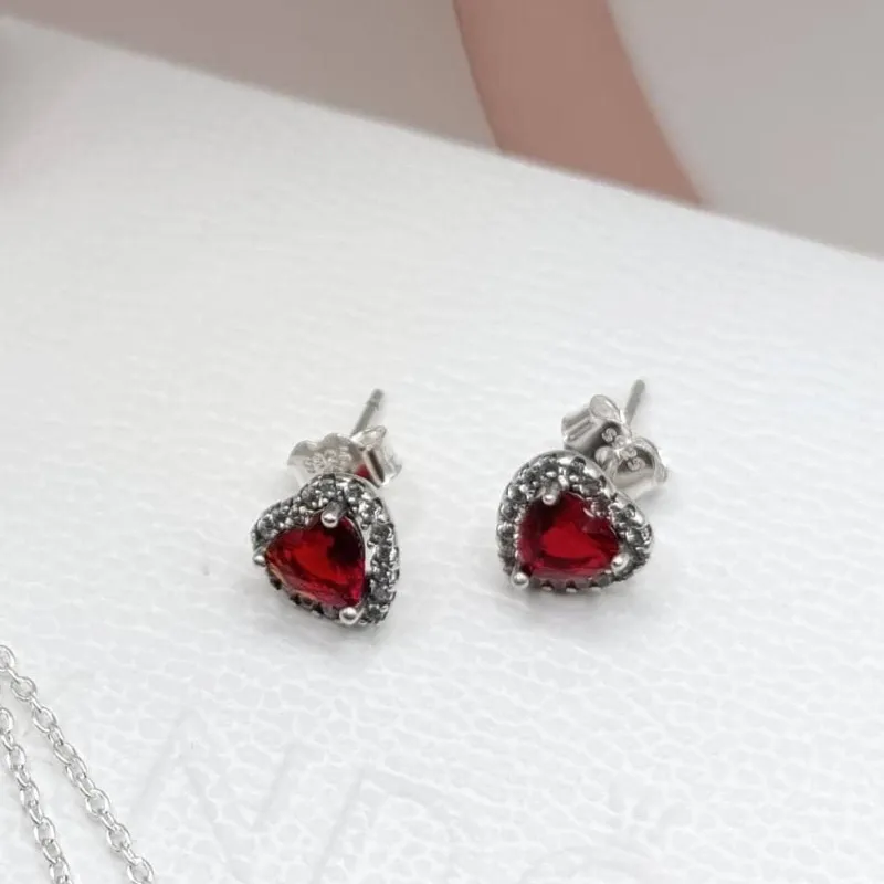 Aretes de Corazón con Piedra Roja