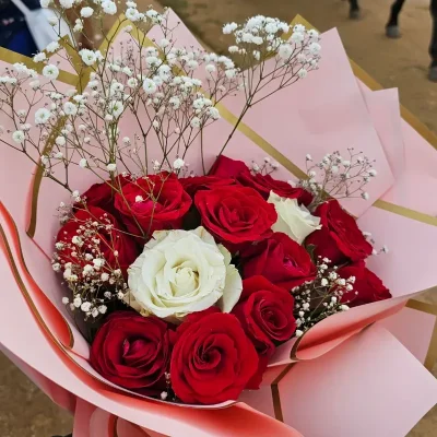 Ramo de rosas nacionales e importadas