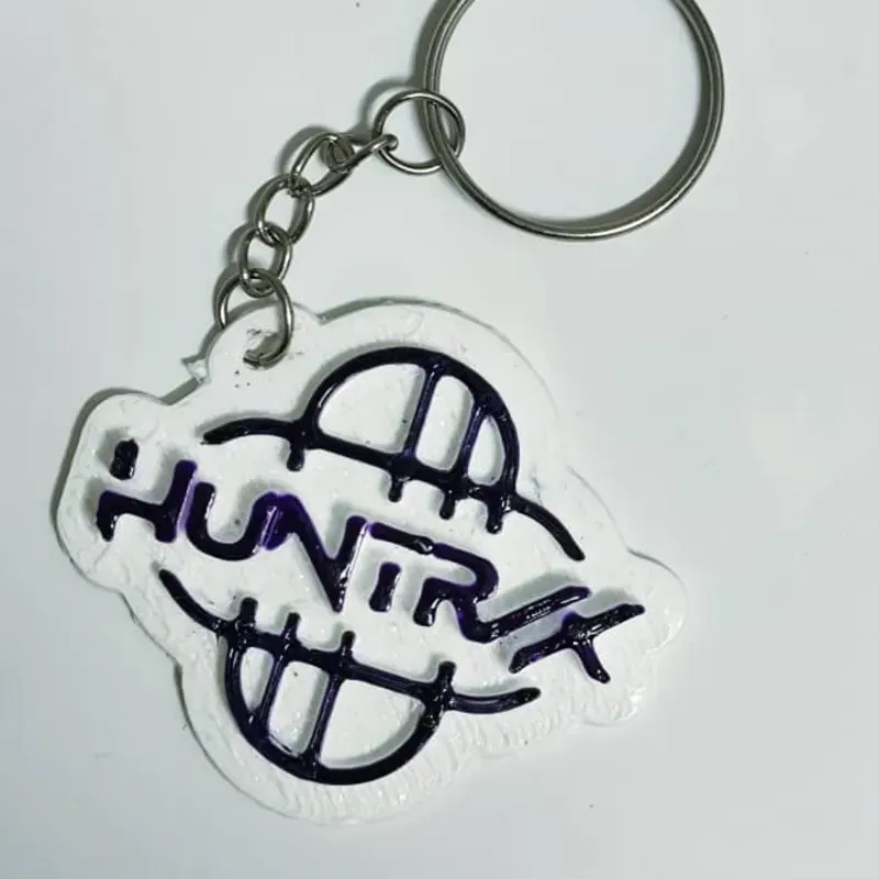  Llavero Huntrix con relieve (Kpop Demon Hunters)