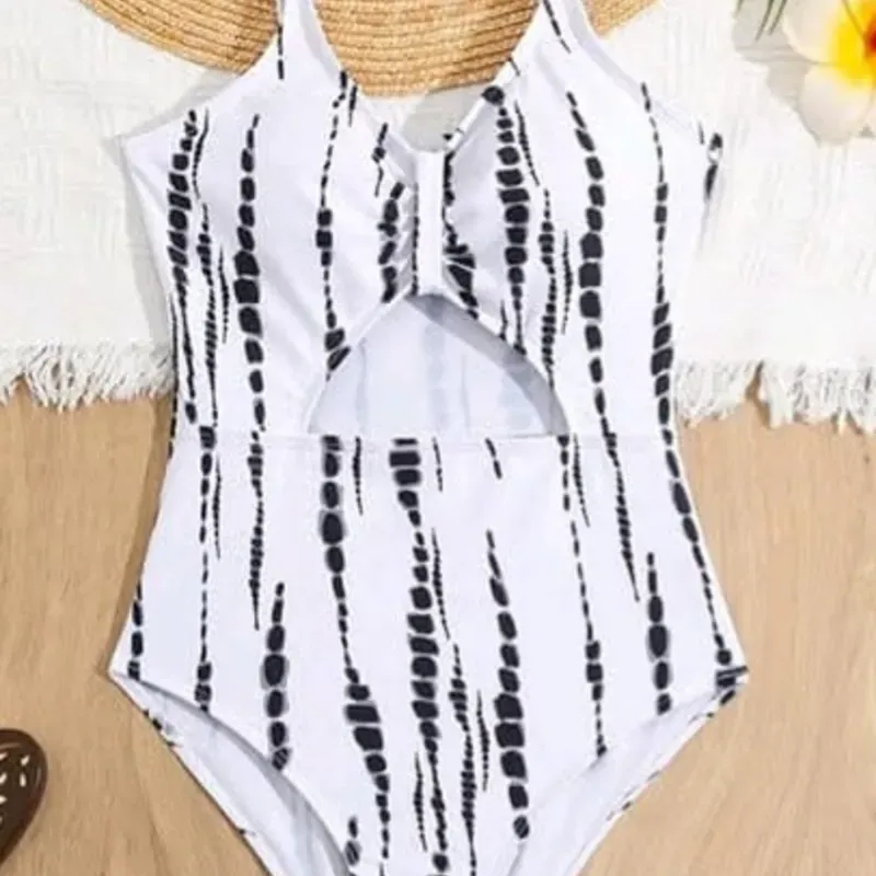 Trusa blanca/negra