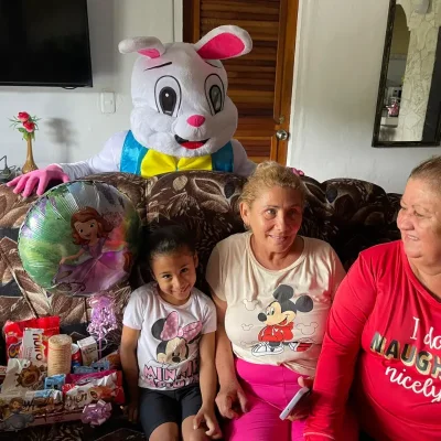 Cliente felices con sus entregas 