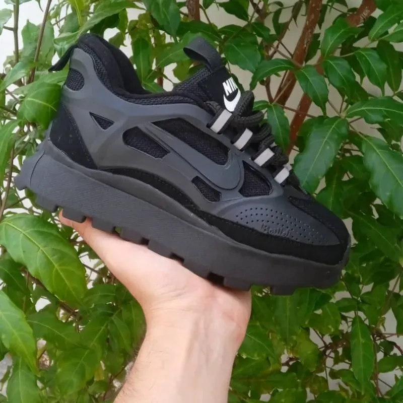 Nike Bailleli negro entero