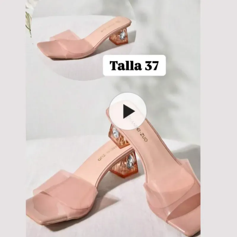 Zapatos de tacón transparente