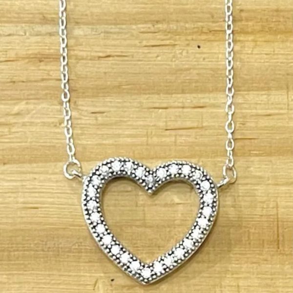Cadena de Corazón Pandora