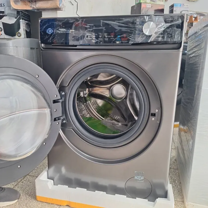 Lavadora secadora a vapor eko de 11 kilo.1 mes de garantia