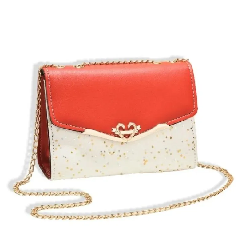 Cartera roja modelo sobre