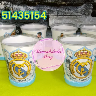 Set 6 vasos temáticos