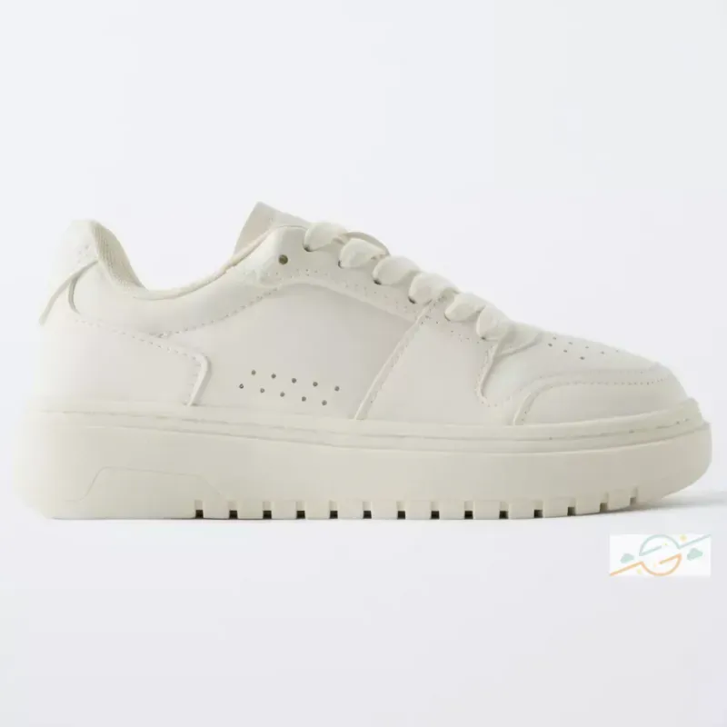 Tenis beige ZARA
