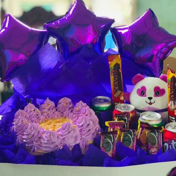 Peluche y violeta 
