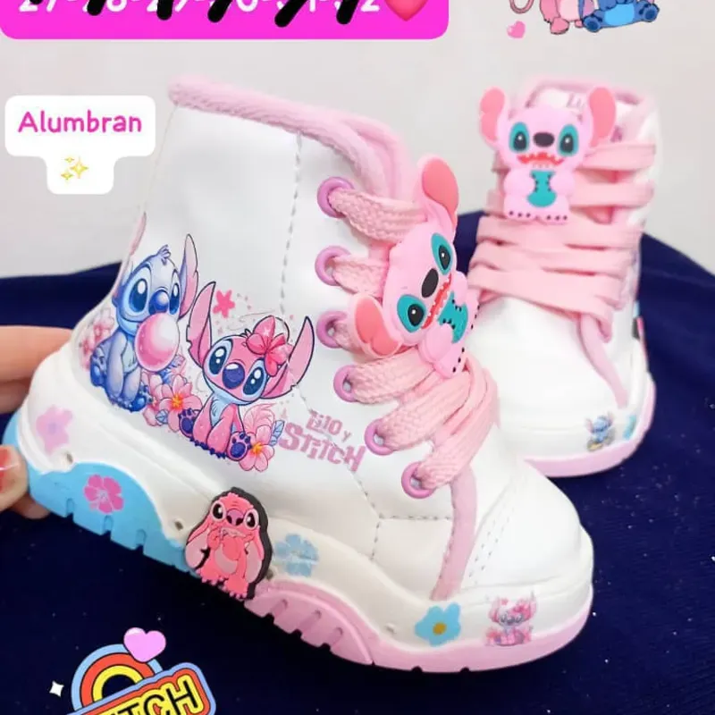 BOTA BLANCA STITCH ANGEL DETALLES ROSA  ✨Alumbran