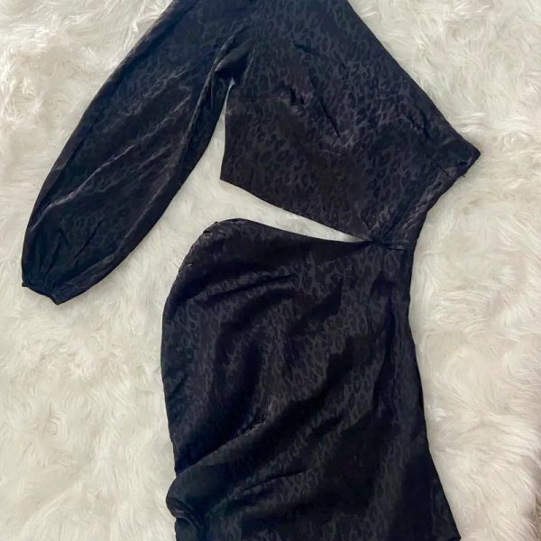Vestido De Una Manga Negro