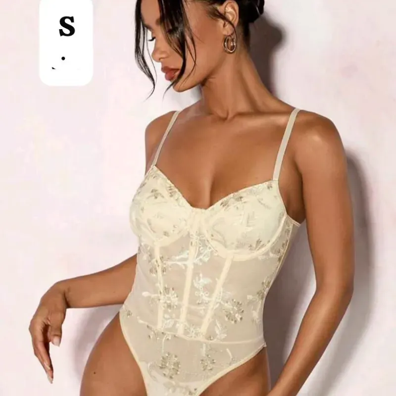  Body beige encaje floral + diseño corset – Talla S