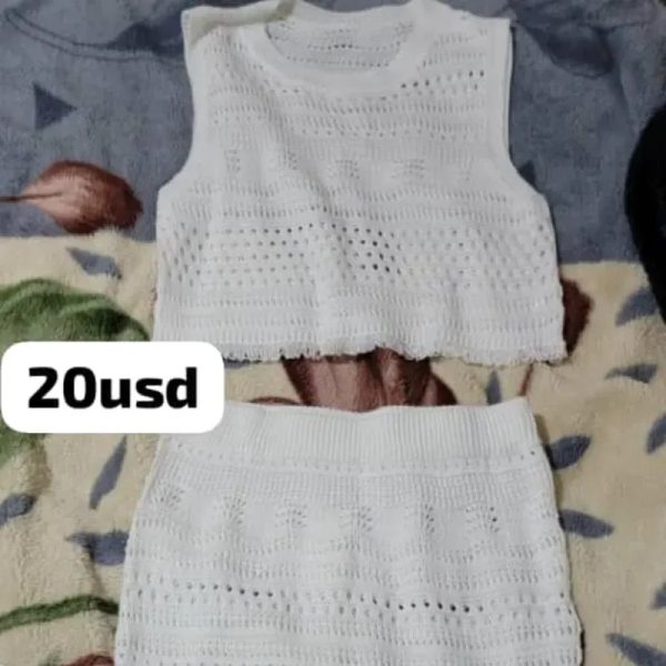 Conjunto de blusa y saya larga