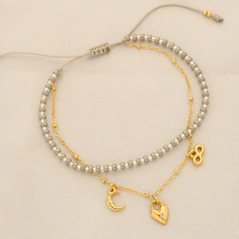 Set de pulseras dijes varios