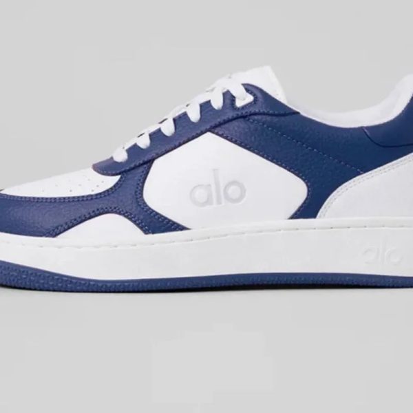 Tenis alo