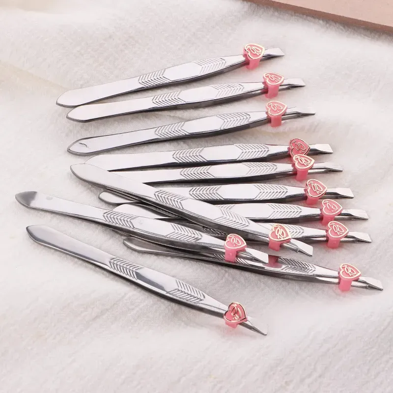 Pinza de cejas
