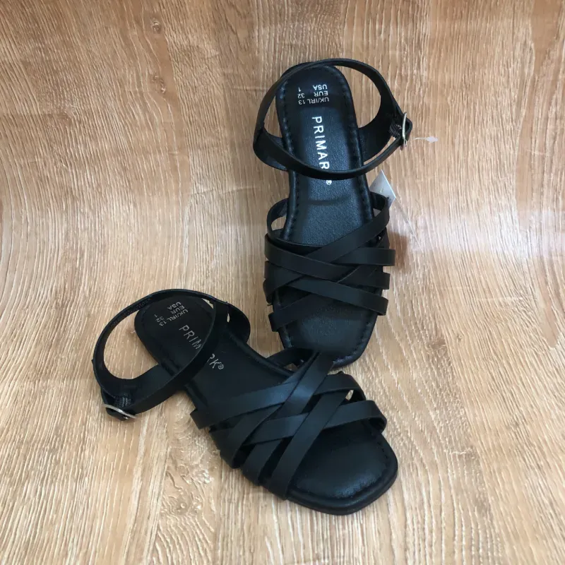 Sandalias color negro